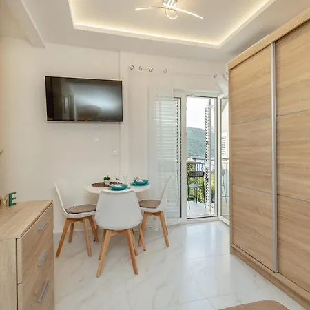 Apartmani Vasiljevic Herceg Novi Exterior photo